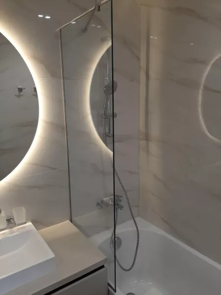 стеклянная перегородка в ванную